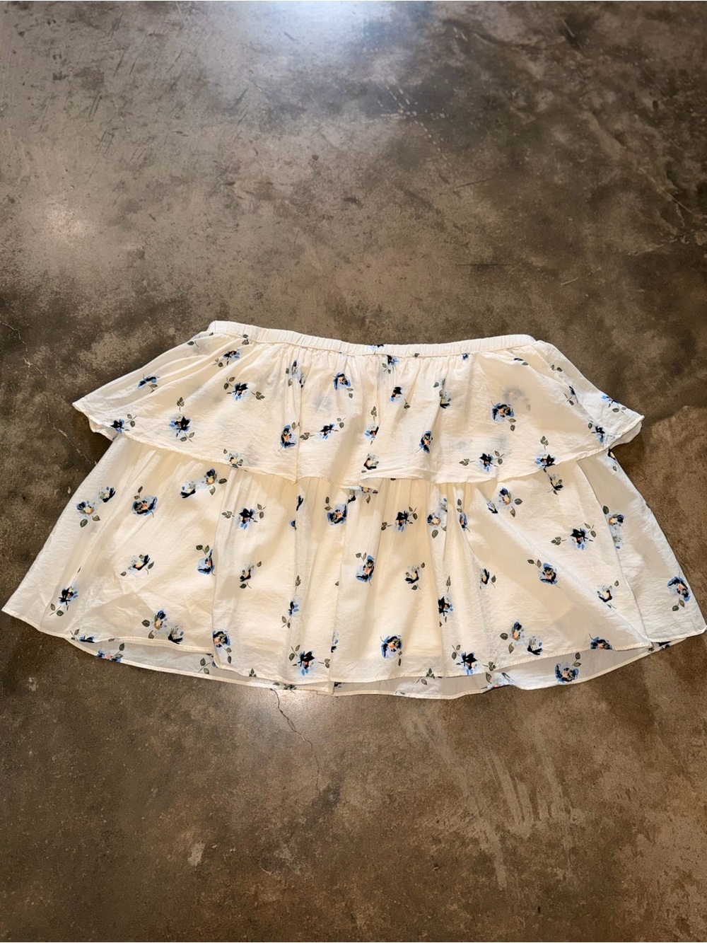 Universal Thread White Blue Floral Tiered Ruffle Mini Skirt Large - Picture 3 of 10